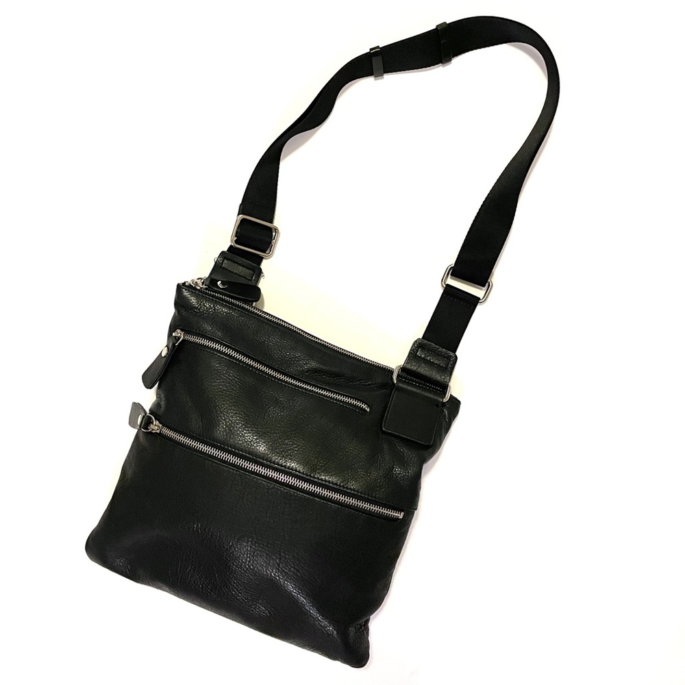 Margot leather minimalist bag triple zip